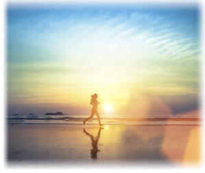 Schönes Foto des toten Meeres bei Sonnenuntergang.