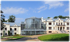 Der Wintergarten und das Museum in Kretinge.